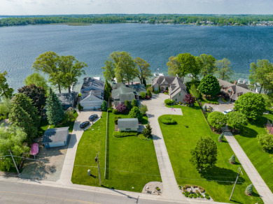 Stunning Syracuse Lakefront on Maxwelton Golf Club in Indiana - for sale on GolfHomes.com, golf home, golf lot
